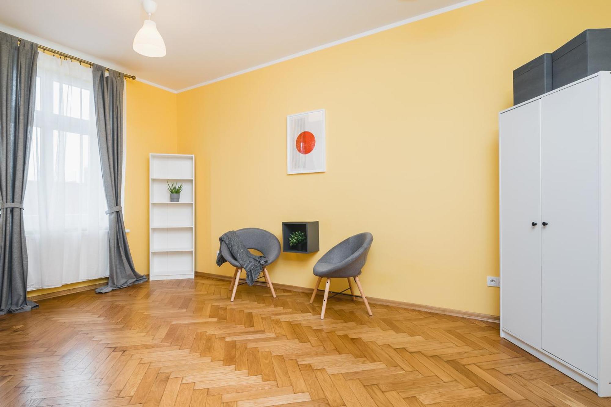 Modern Urban Escape - Old Town Apartment - By Upstairs คราคูฟ ภายนอก รูปภาพ